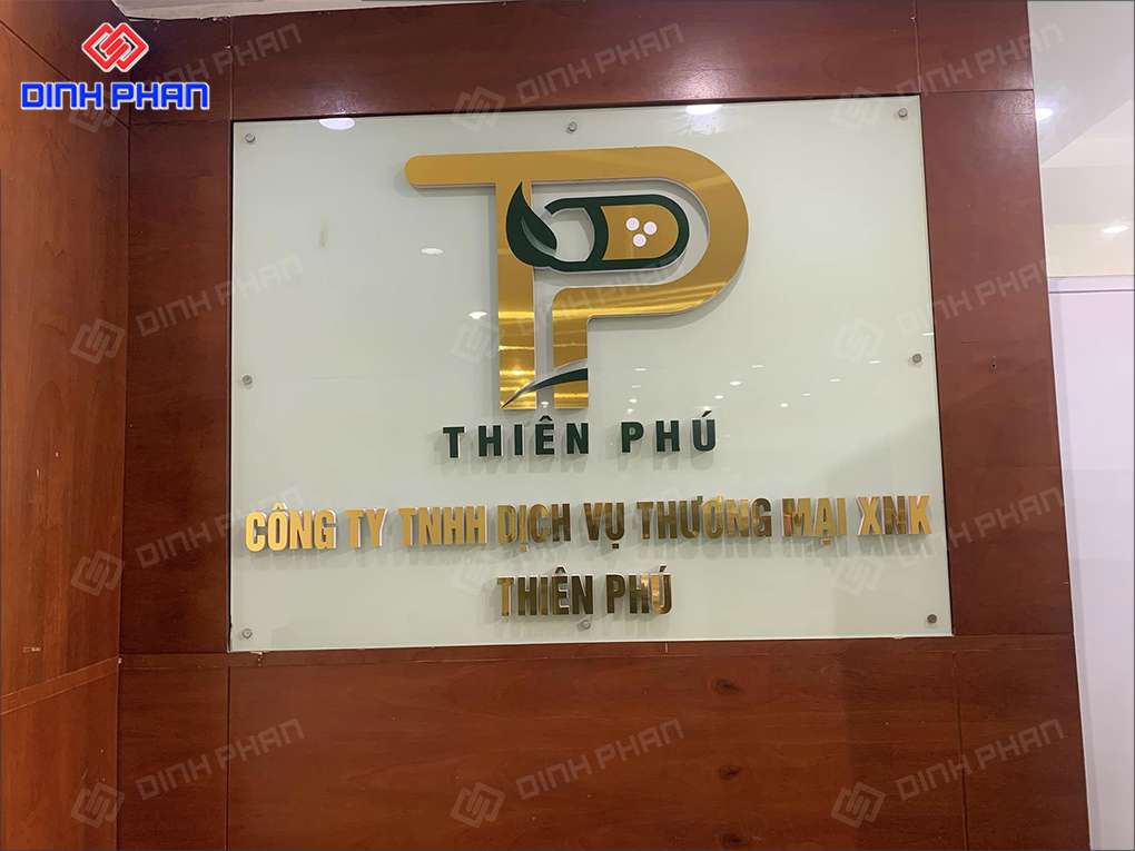 Bảng hiệu công ty tại Đắk Lắk