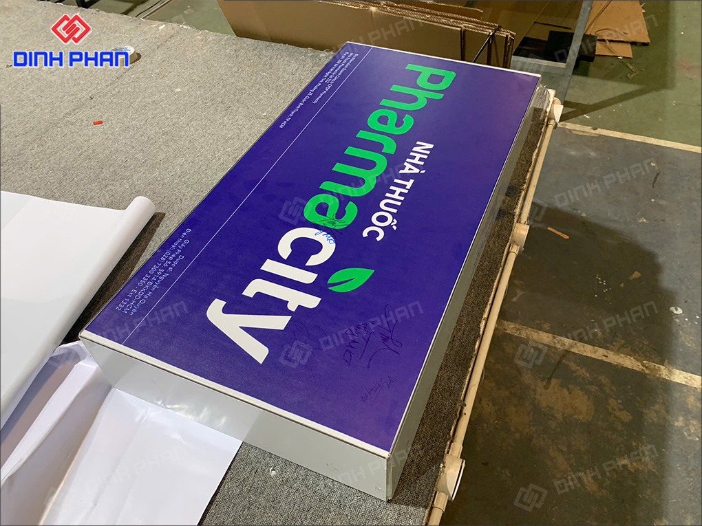Bảng hiệu hộp đèn Pharmacity tại Buôn Ma Thuột