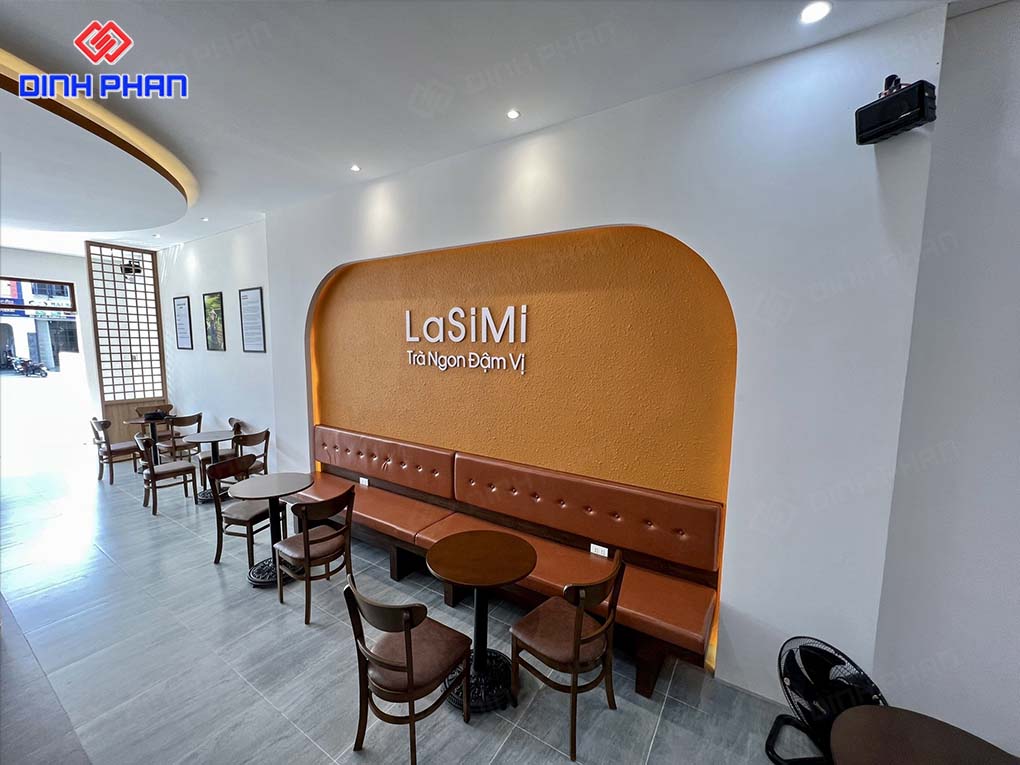 Bảng hiệu tiệm trà sữa LaSiMi  