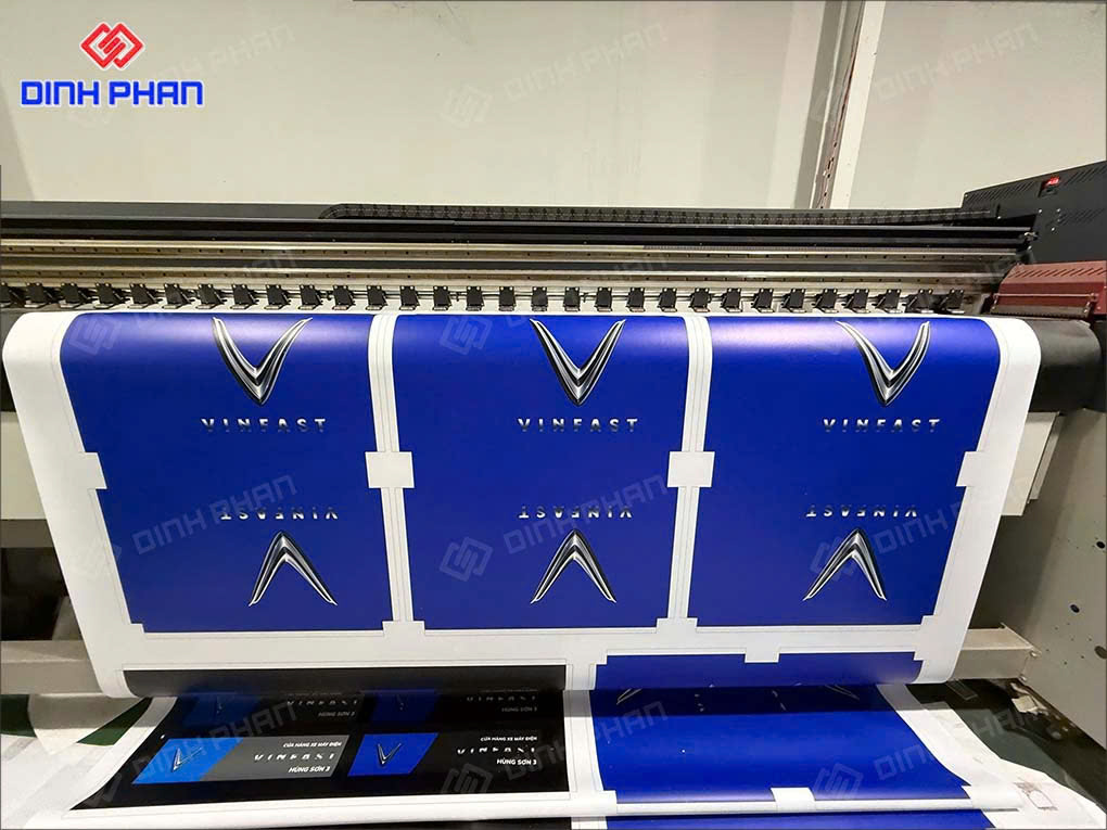 In UV ấn phẩm của VinFast tại Đắk Lắk