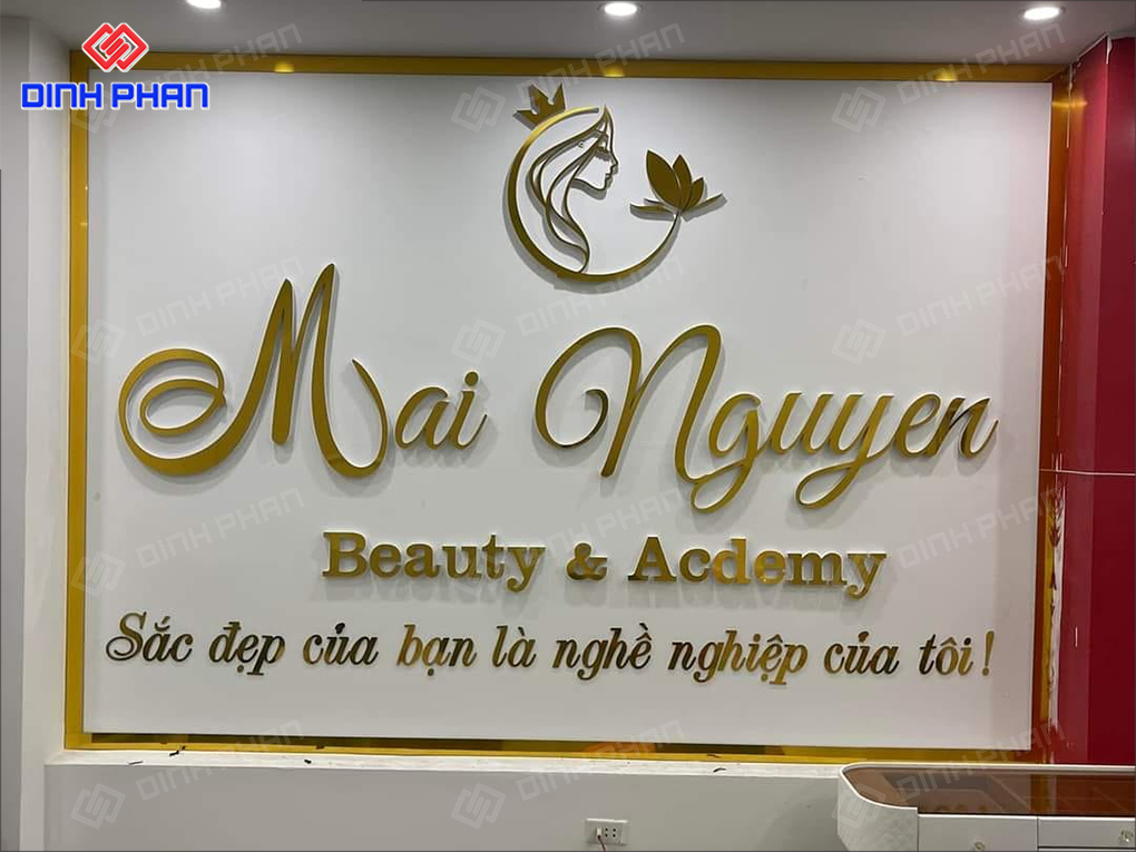 Bảng hiệu spa tại Buôn Ma Thuột