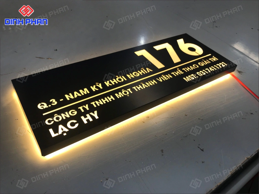 Công ty quảng cáo in UV Buôn Ma Thuột