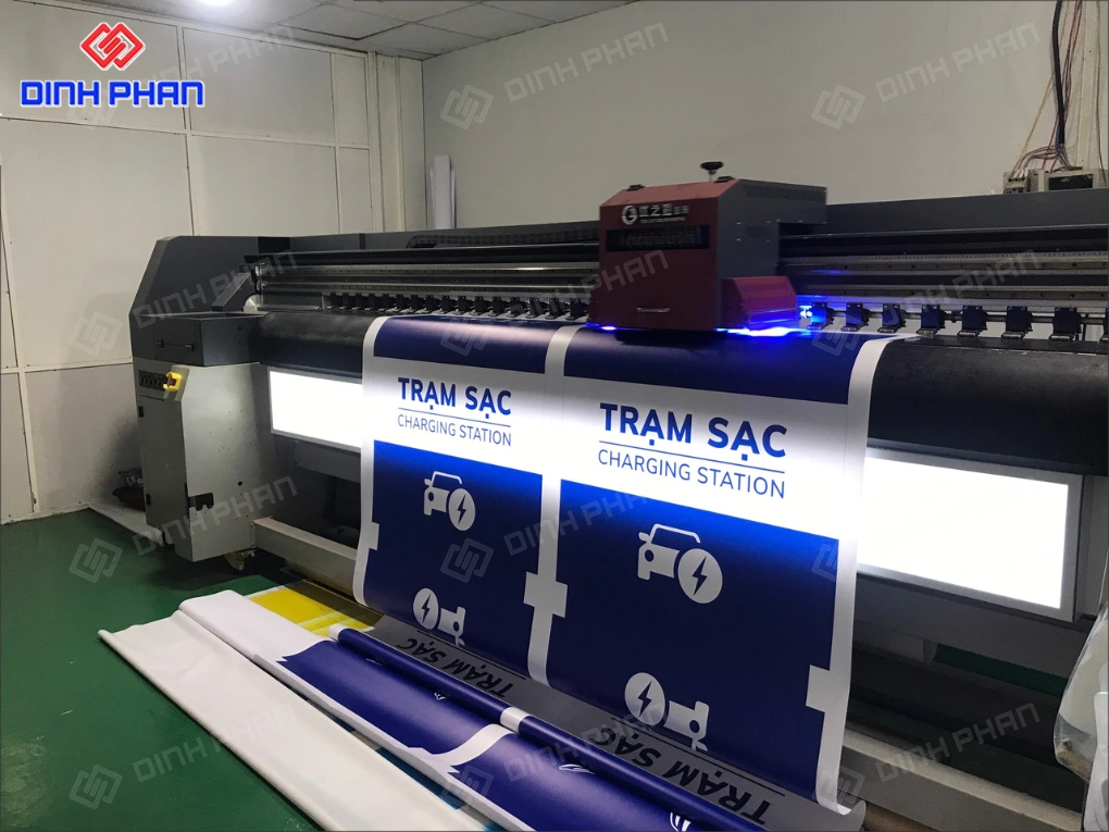 Địa chỉ dịch vụ in UV cuộn Buôn Ma Thuột giá rẻ dịch vụ in uv cuộn buôn ma thuột