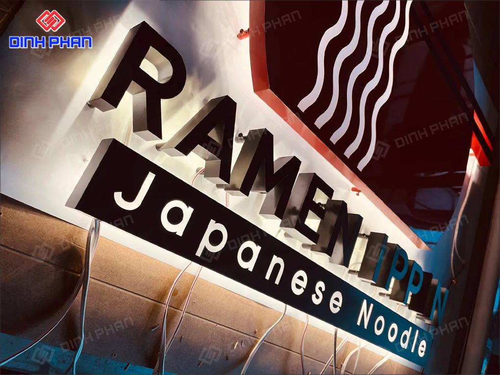 Làm bảng hiệu BMT