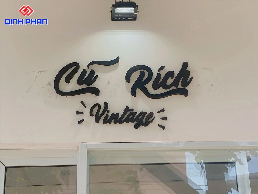 Làm bảng hiệu gỗ BMT