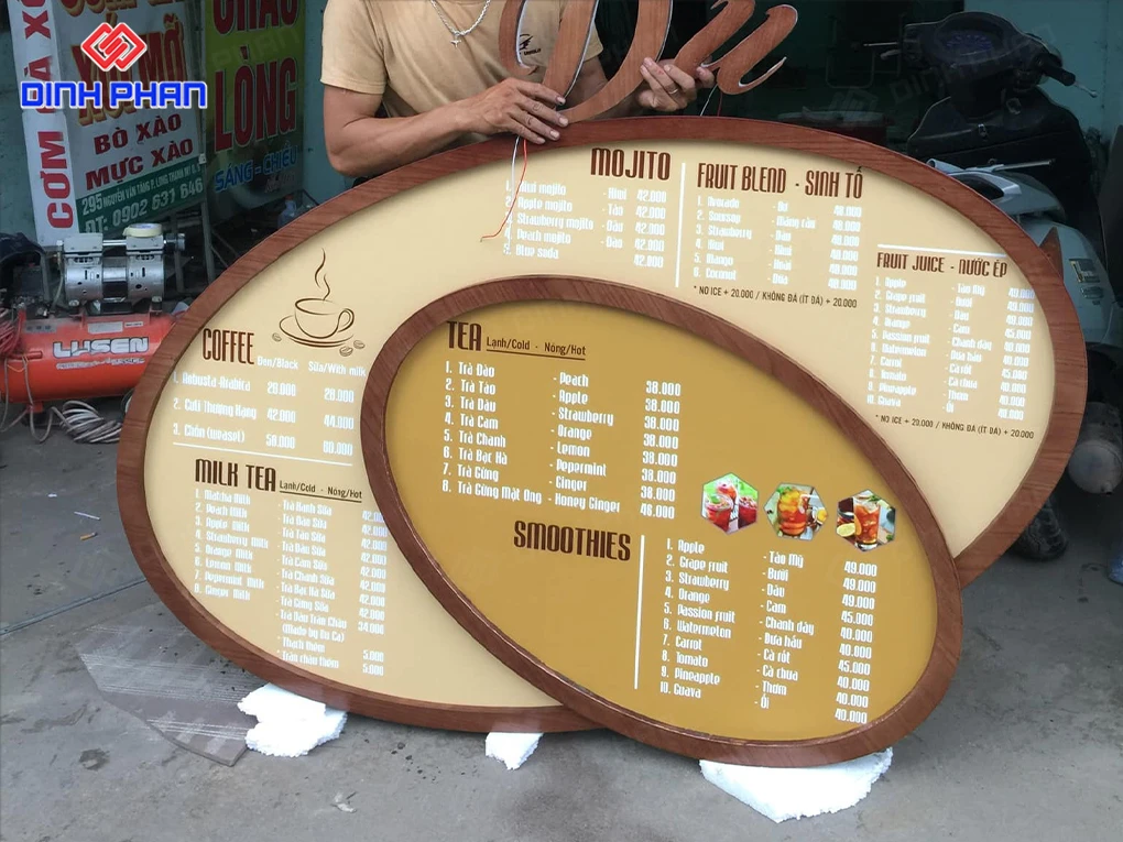 Làm bảng hiệu gỗ BMT