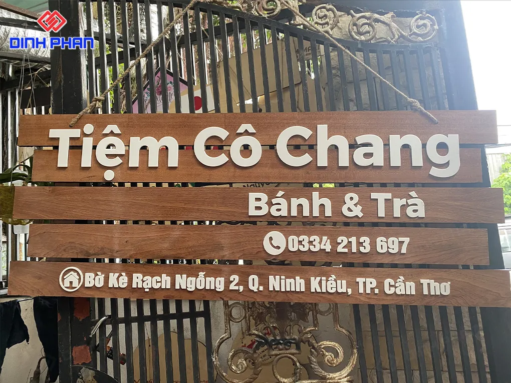 Làm bảng hiệu gỗ BMT