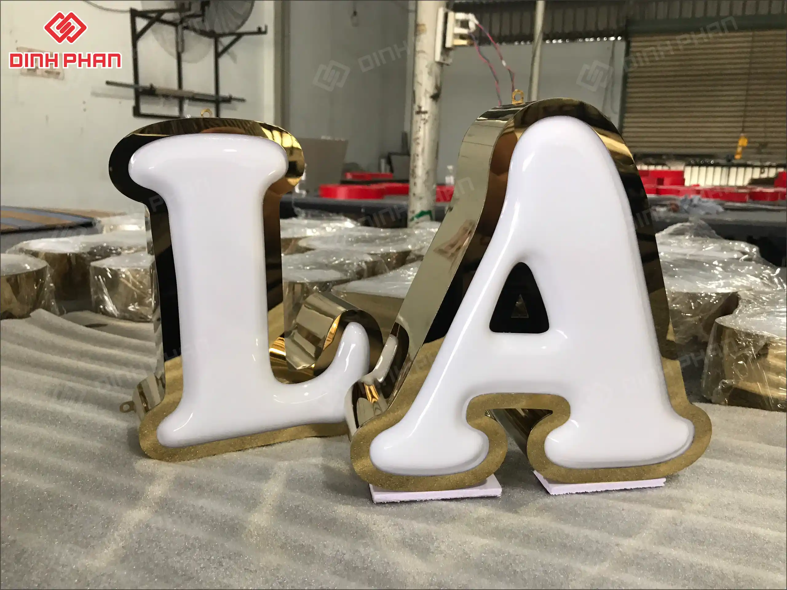Thi công bảng hiệu chữ nổi inox tại Đắk Lăk