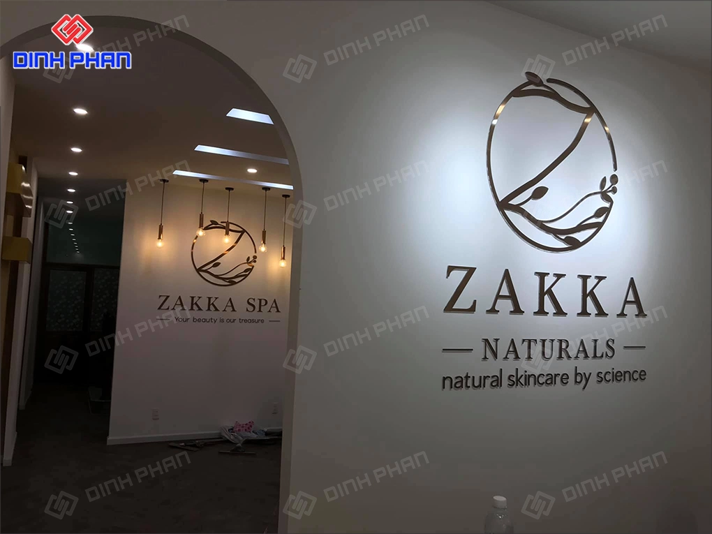 Biển vẫy spa BMT