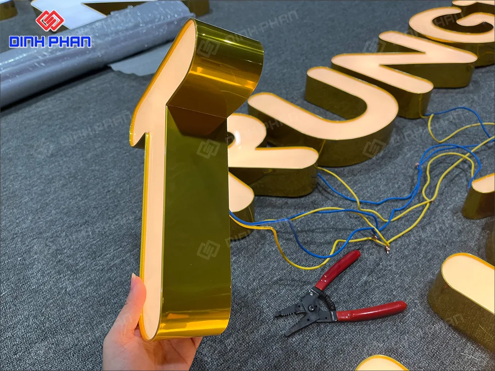 Gia công chữ nhôm BMT