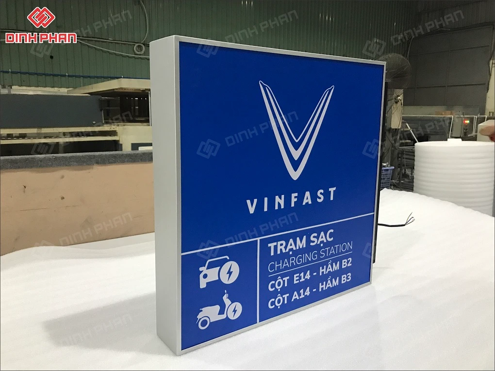 lam bang hieu hop den bmt banghieutaynguyen 2