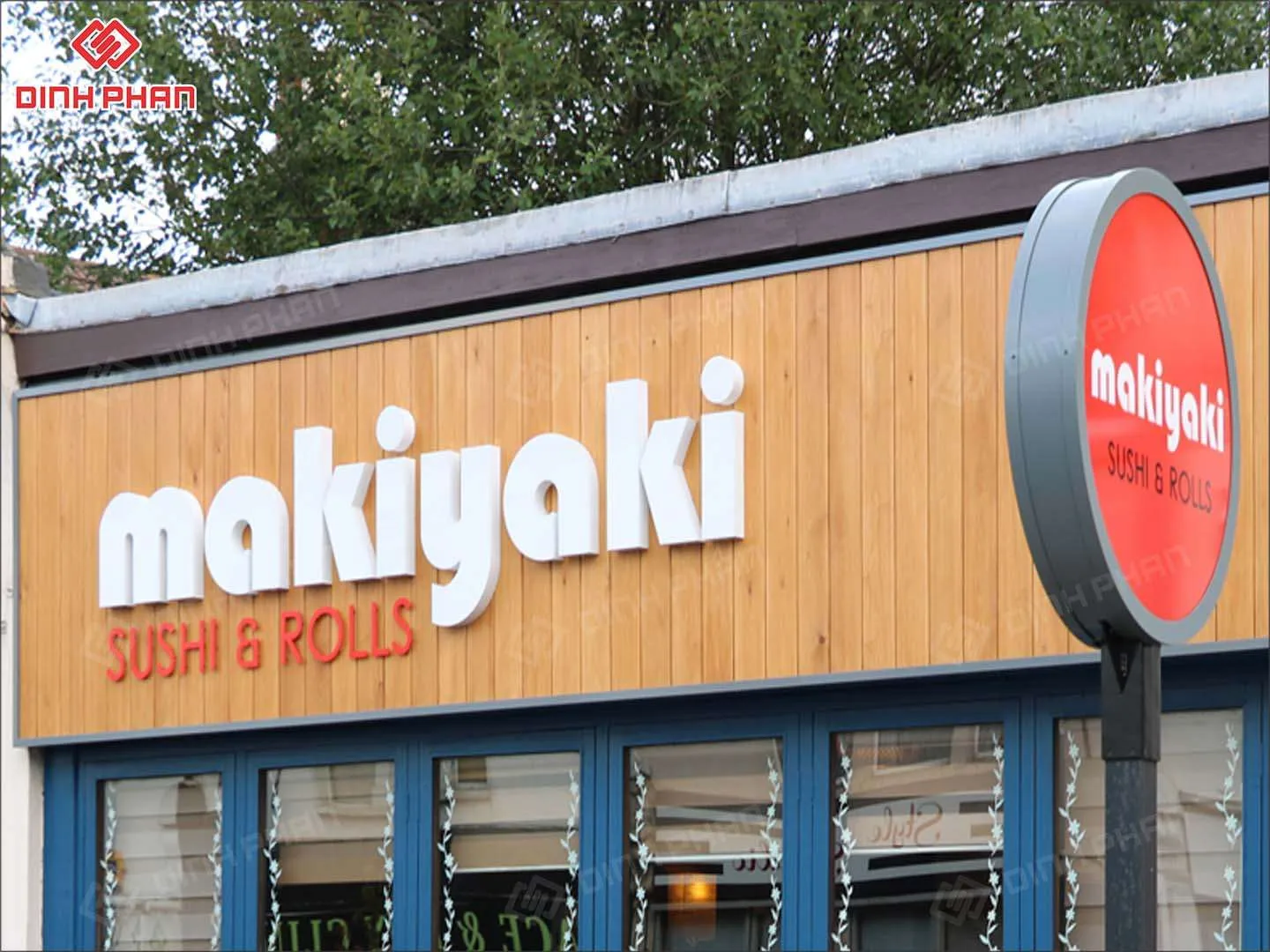 Làm bảng hiệu nhà hàng BMT