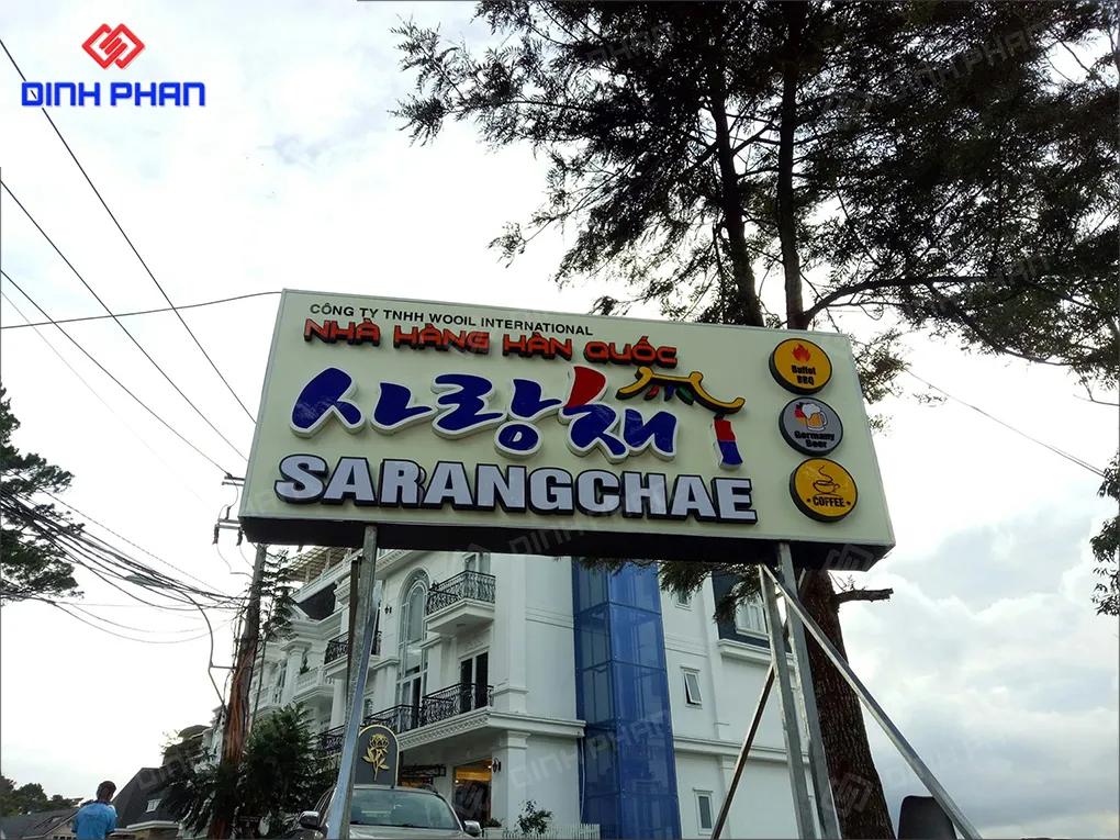 Làm bảng hiệu nhà hàng BMT