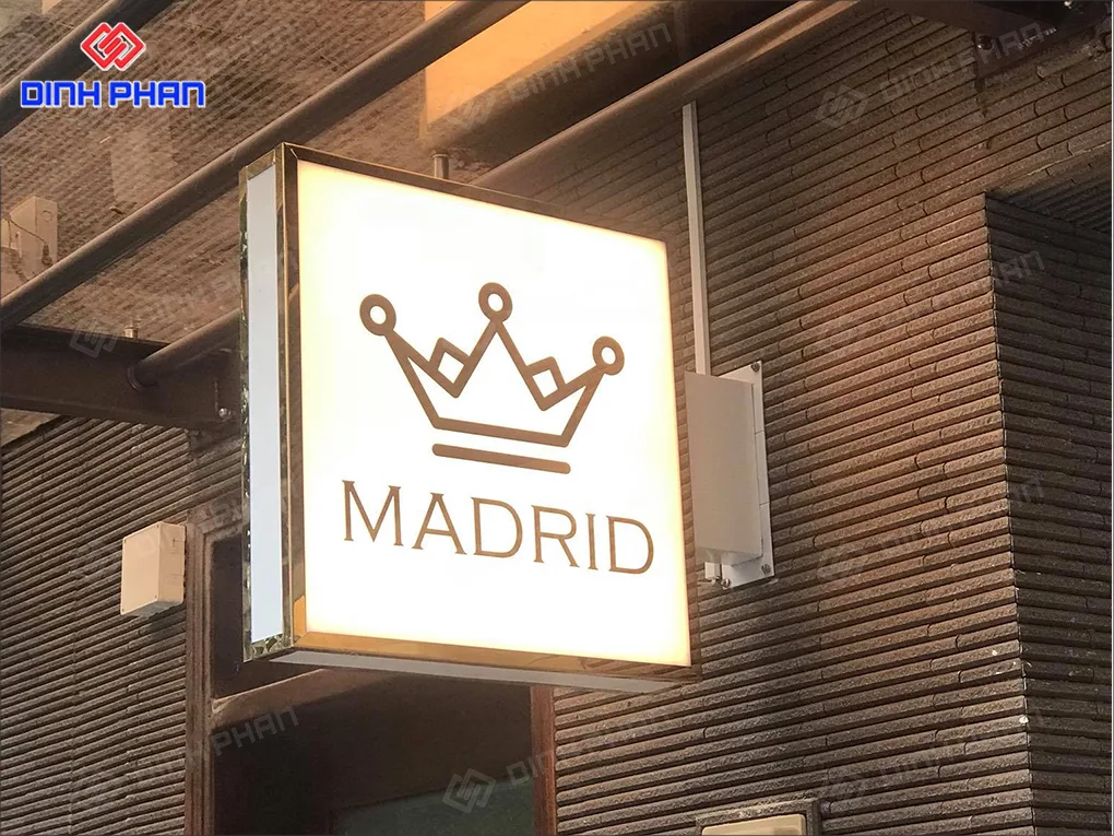 Làm bảng hiệu quảng cáo BMT