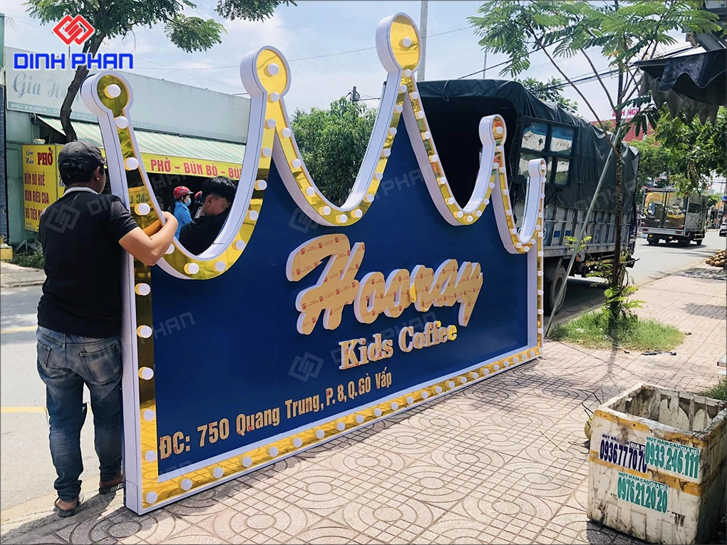 Bảng hiệu cafe Daklak