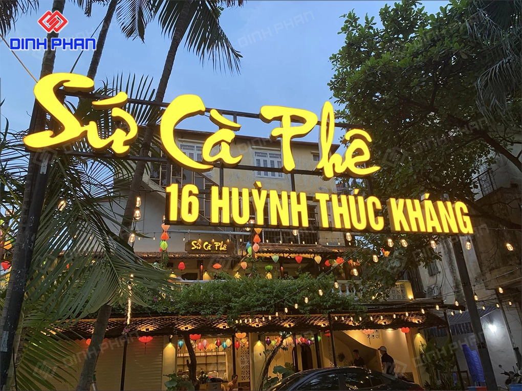 Bảng hiệu cafe Daklak