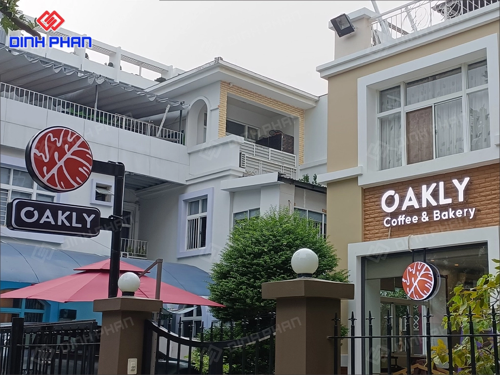 Bảng hiệu cafe Daklak