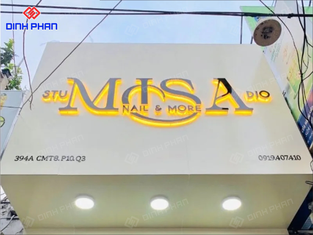 Bảng hiệu nail BMT