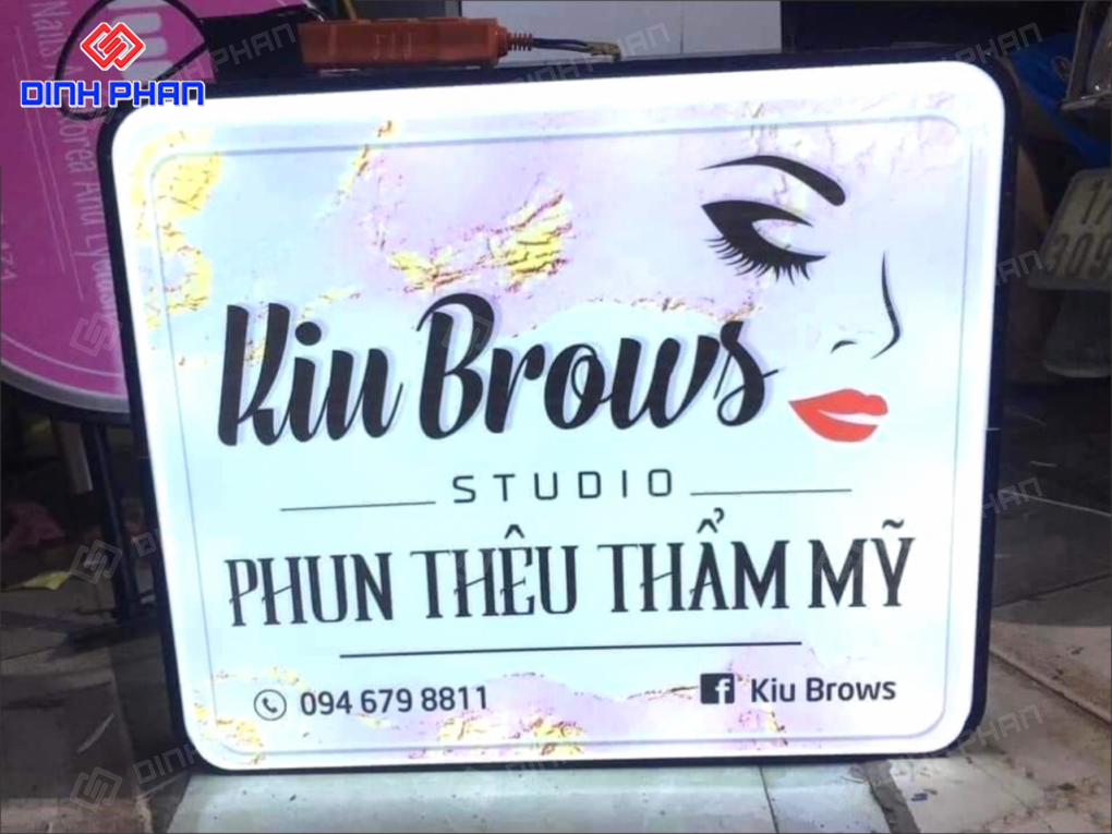 Làm biển quảng cáo tiệm nail BMT