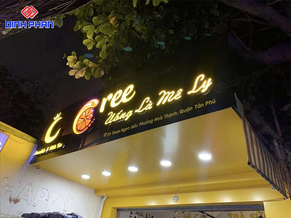 Bảng hiệu trà sữa Daklak