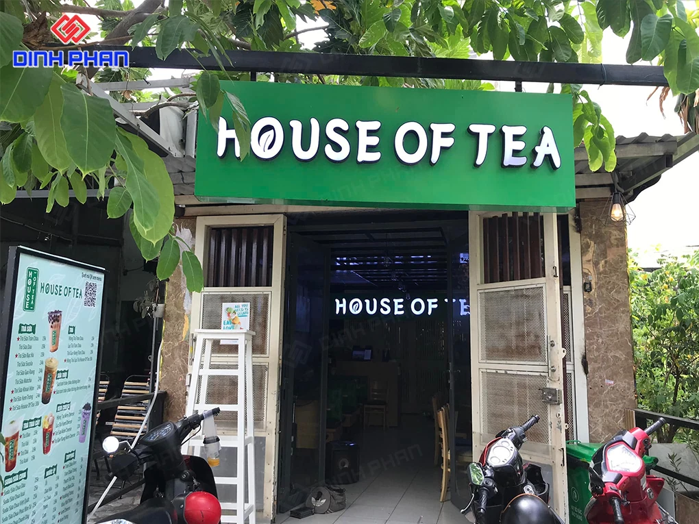 Bảng hiệu trà sữa Daklak