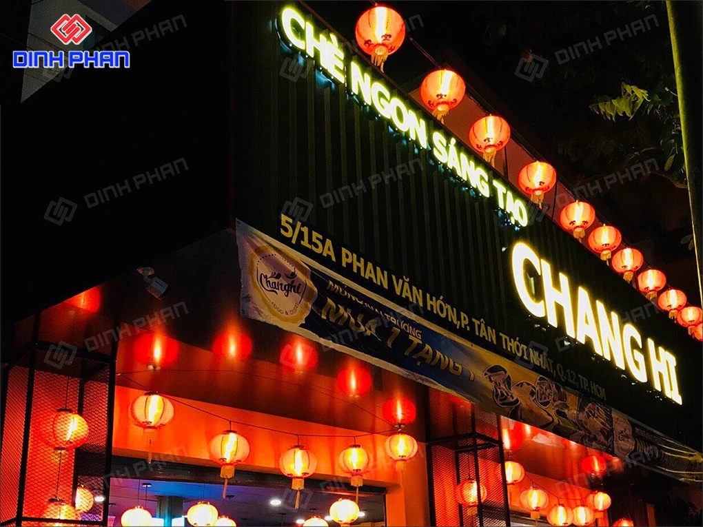 Bảng hiệu trà sữa Daklak