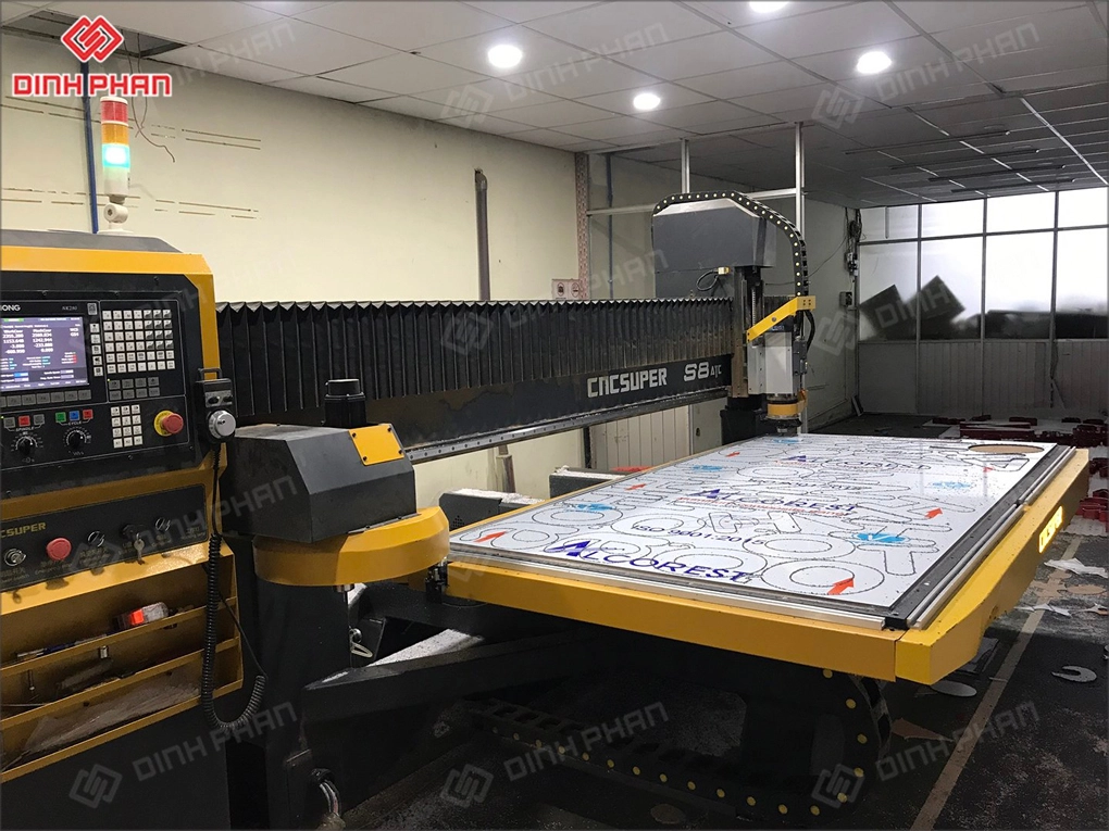 Cắt CNC Alu BMT giá rẻ, chất lượng