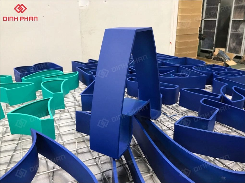 Chữ inox sơn hấp nhiệt BMTChữ inox sơn hấp nhiệt BMT