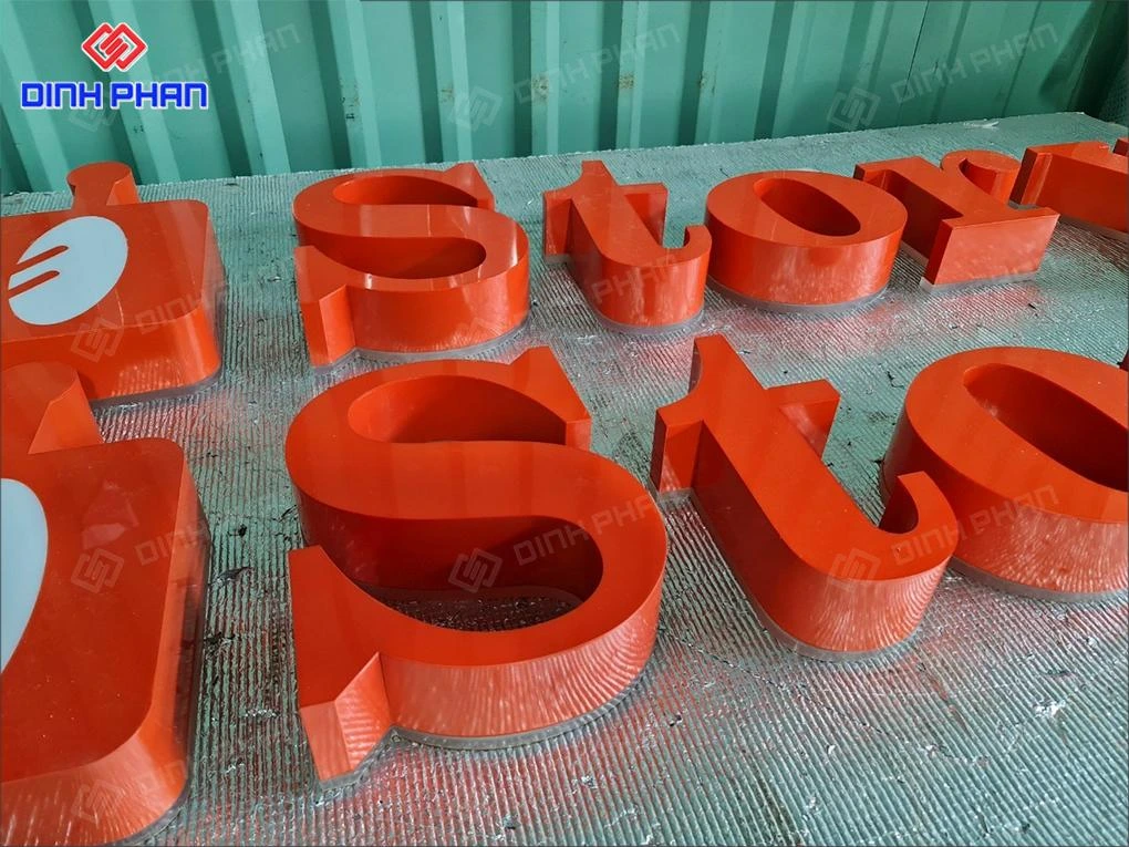 Đặt làm biển hiệu chữ inox sơn hấp nhiệt BMT