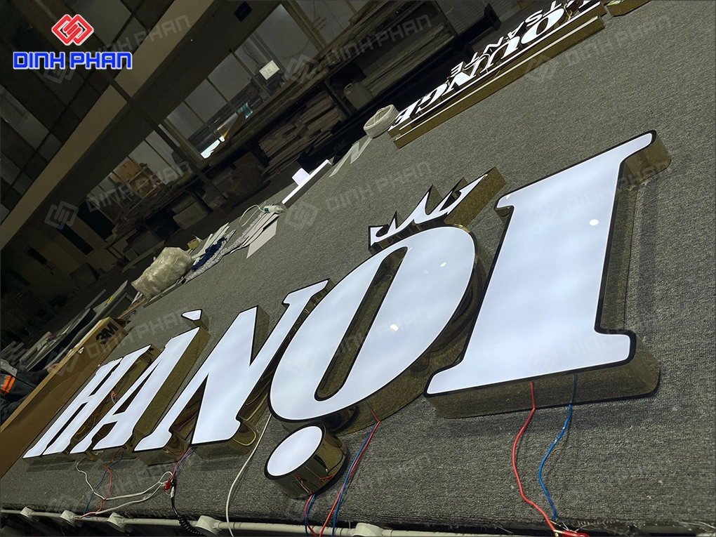 Làm bảng hiệu chữ inox BMT theo yêu cầu, giá rẻ Làm bảng hiệu chữ inox BMT