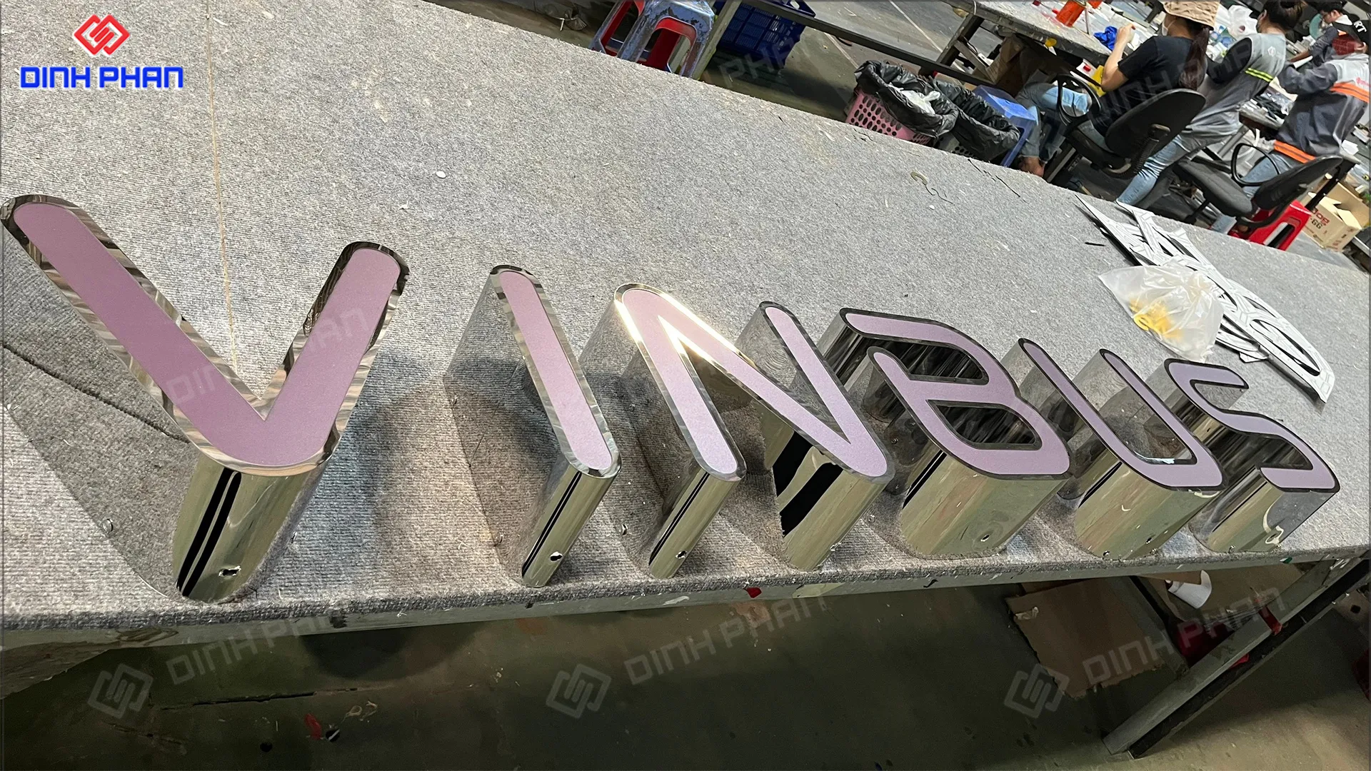 Làm bảng hiệu chữ inox BMT theo yêu cầu, giá rẻ Làm bảng hiệu chữ inox BMT