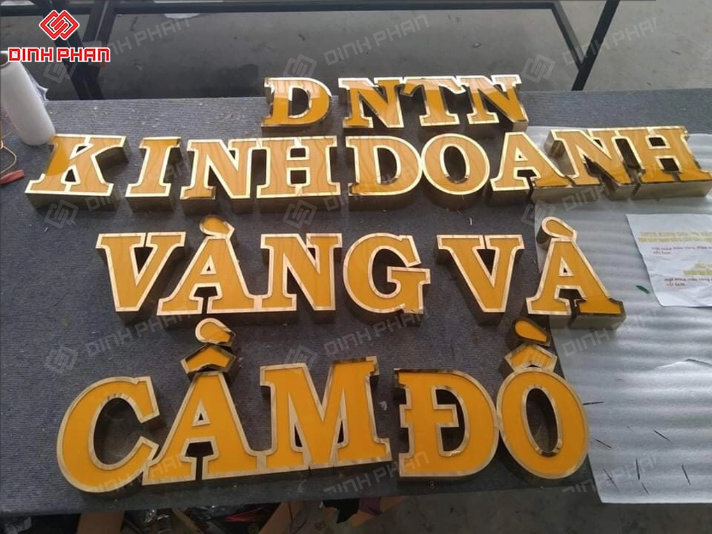 Làm bảng hiệu chữ inox BMT theo yêu cầu, giá rẻ Làm bảng hiệu chữ inox BMT