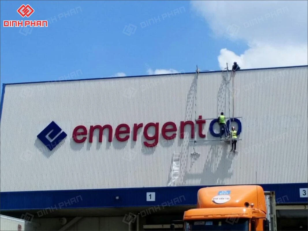 Làm chữ Tole Daklak