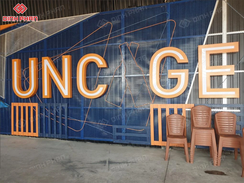 Làm chữ Tole Daklak