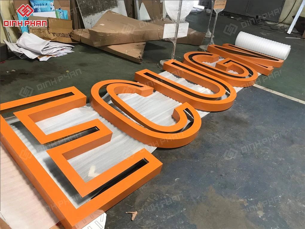 Làm chữ Tole Daklak