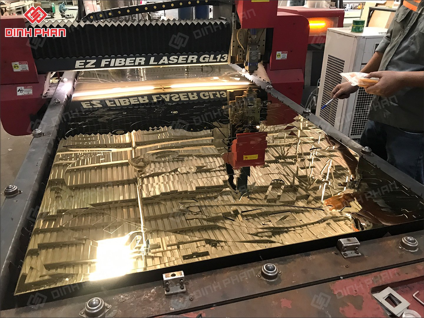 Gia công cắt laser BMT