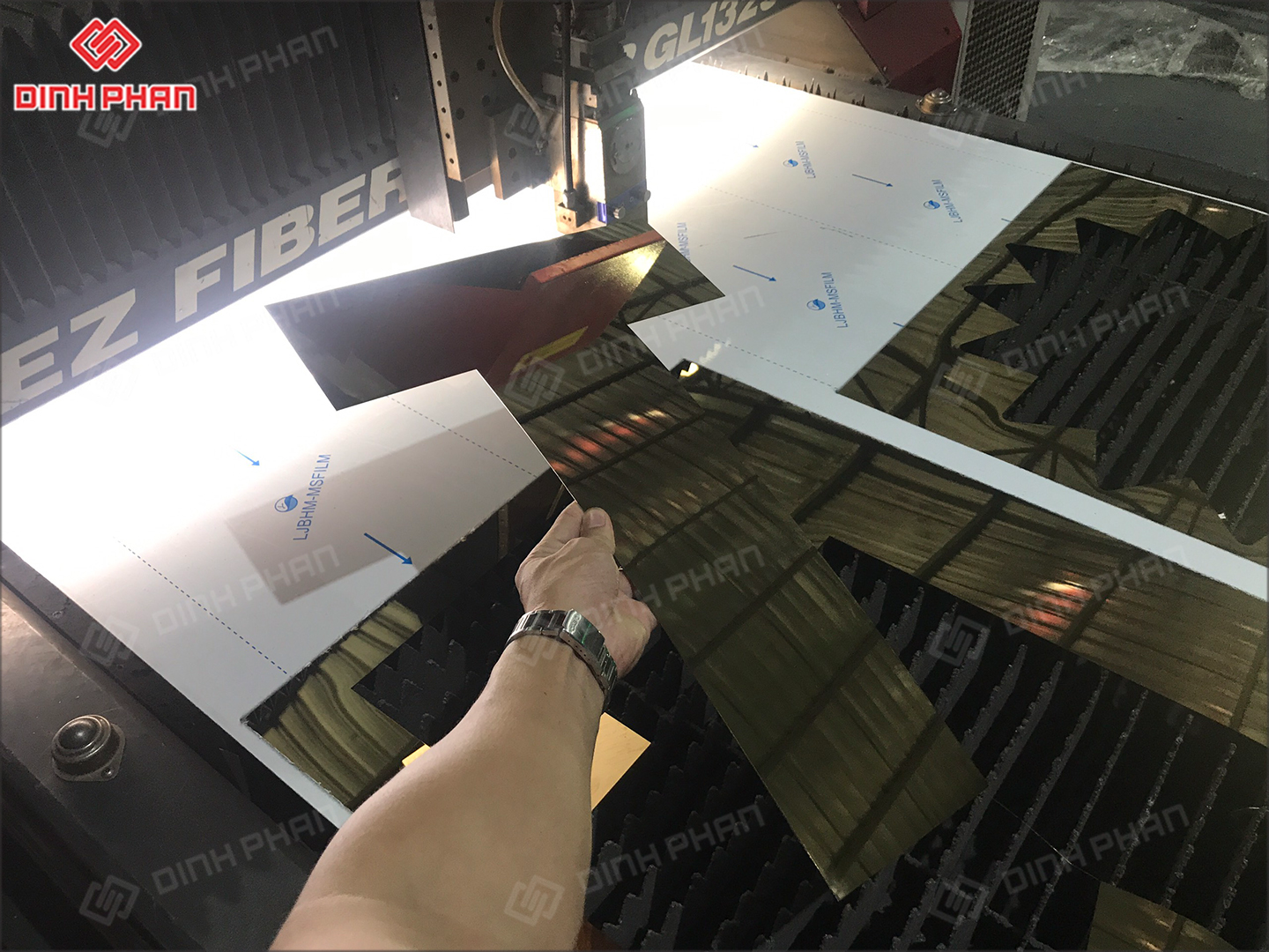 Gia công cắt laser BMT