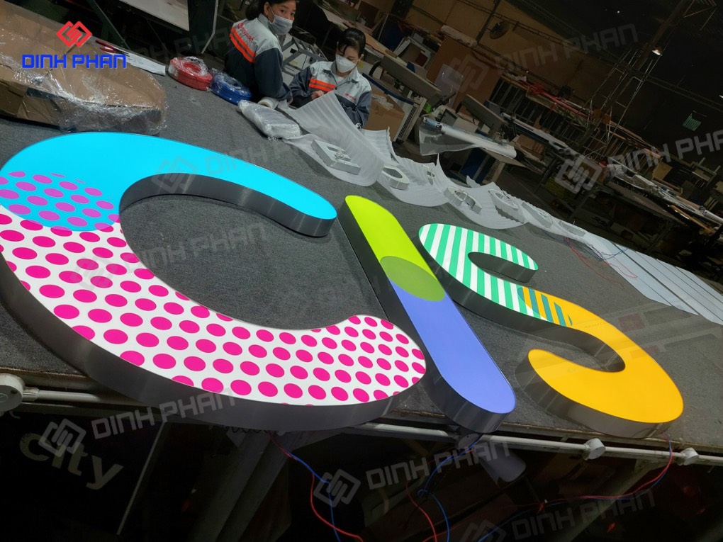 Gia công chữ nhôm Phú Yên chất lượng cao, giá tốt Chữ nhôm mặt mica in UV sáng đèn