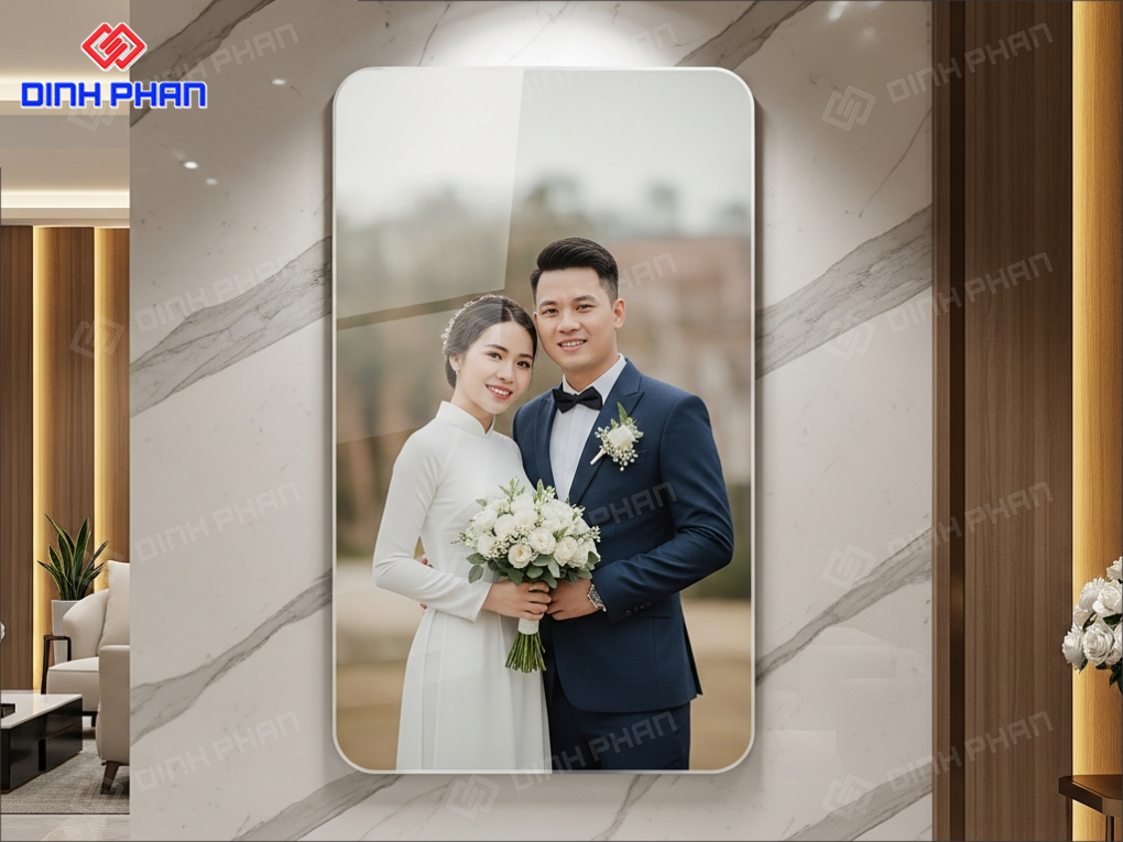 In tranh cưới BMT