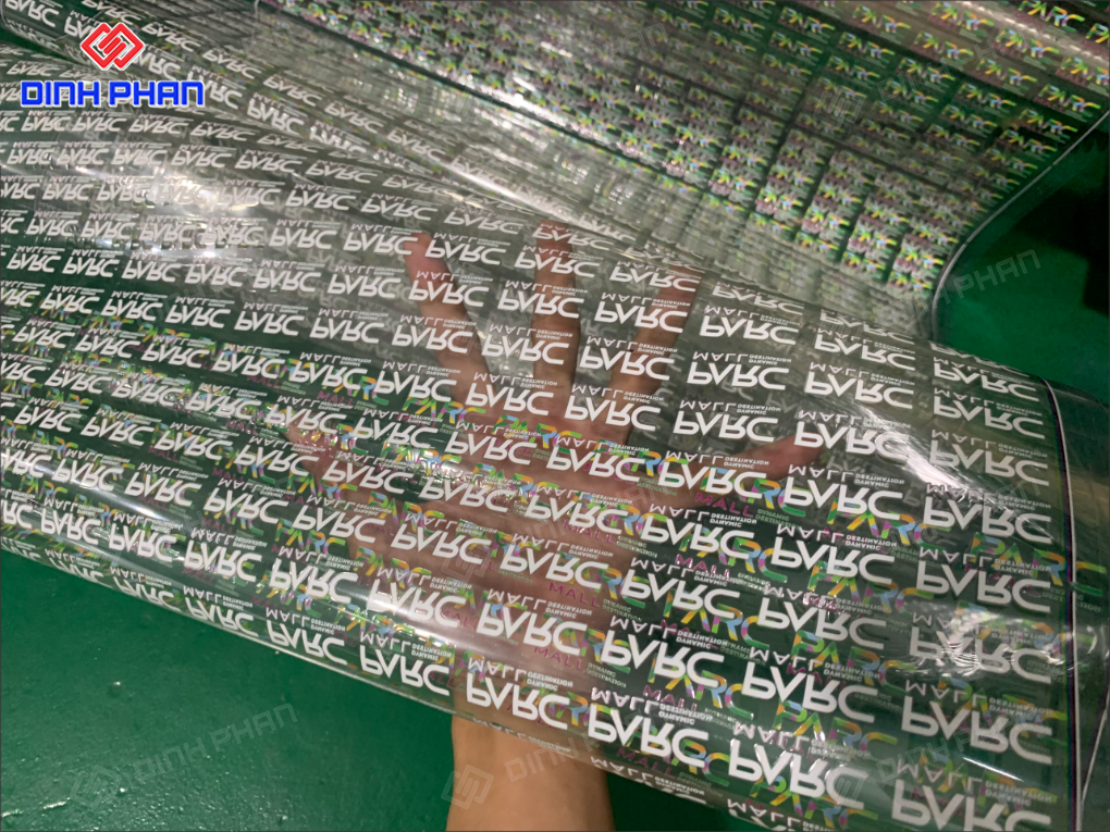 In UV decal Bình Định