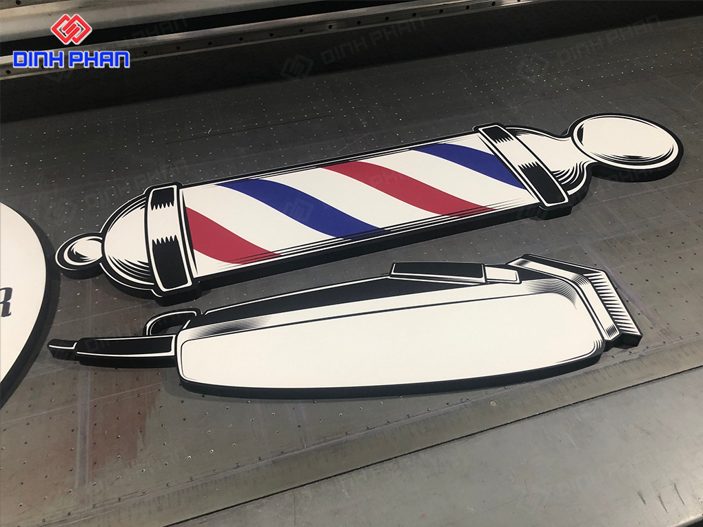 Đồ trang trí cửa hàng