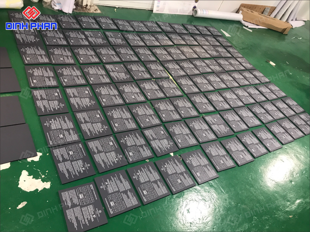 In UV mica Nha Trang