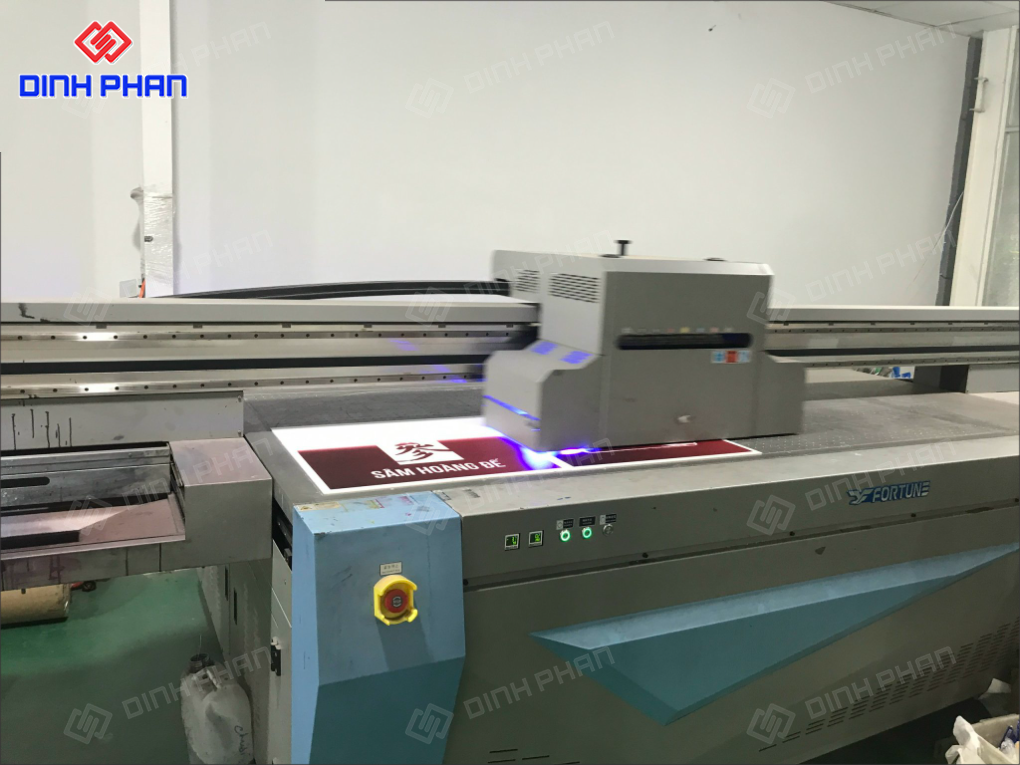 In UV mica Nha Trang