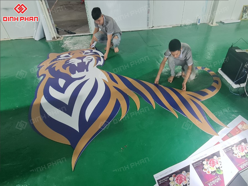 In UV phẳng Gia Lai hiện đại, sắc nét cho ấn phẩm, quảng cáo Bảng hiệu quảng cáo