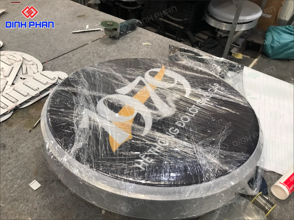 In UV trên mọi chất liệu BMT