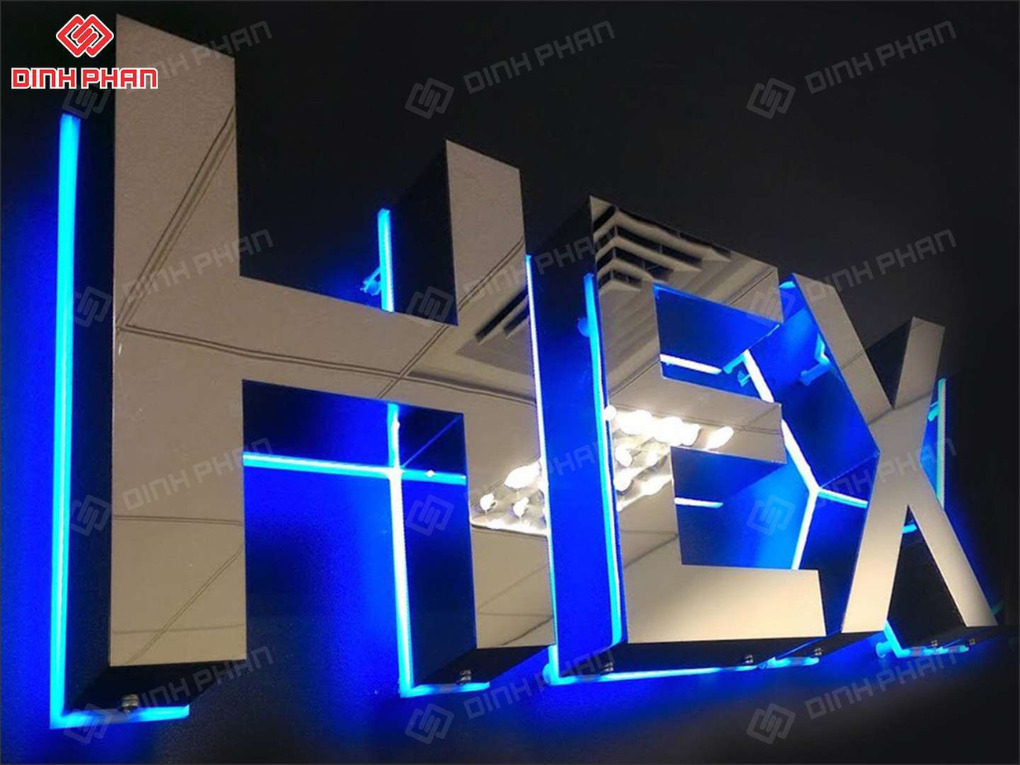 Chữ inox trắng gương sáng chân