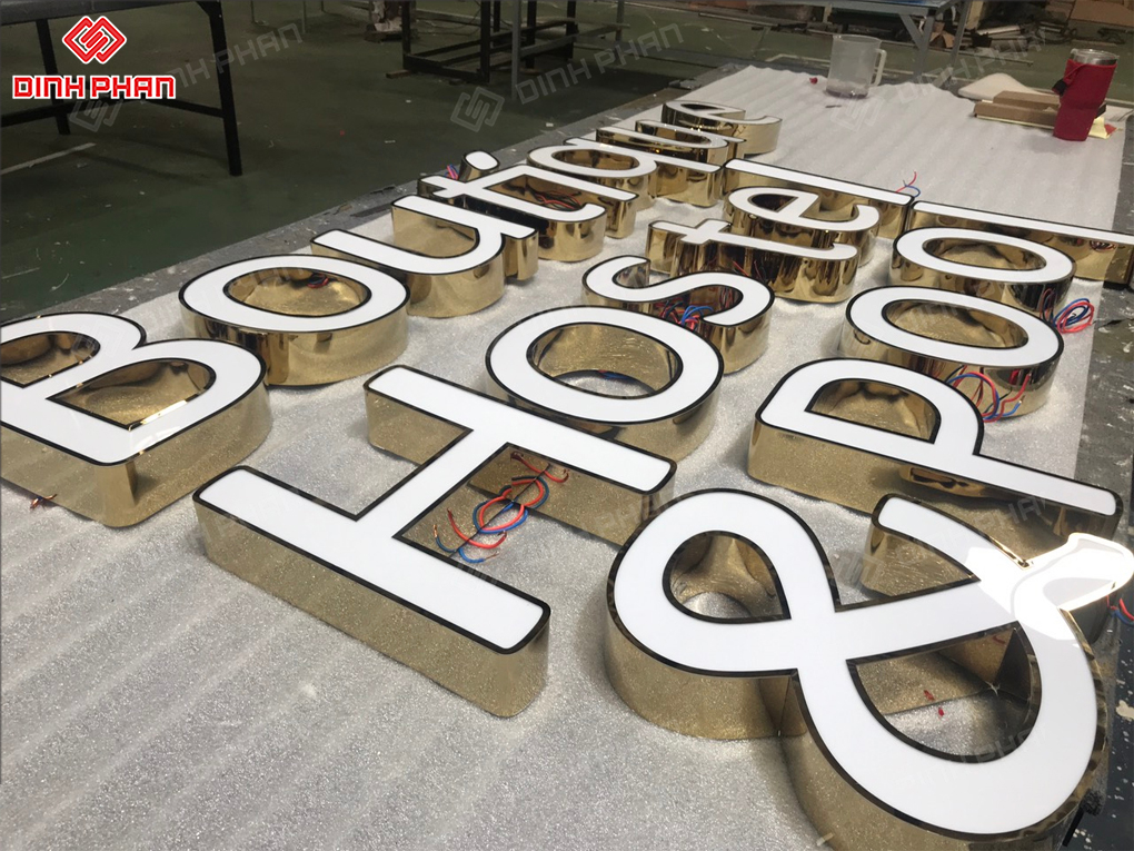 Làm chữ inox Phú Yên giá rẻ, bền đẹp Bộ chữ inox mặt mica và hong inox
