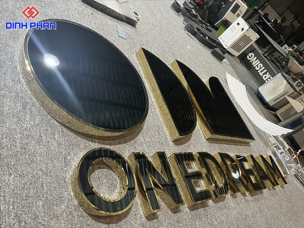 Làm chữ inox Phú Yên giá rẻ, bền đẹp Bảng hiệu công ty