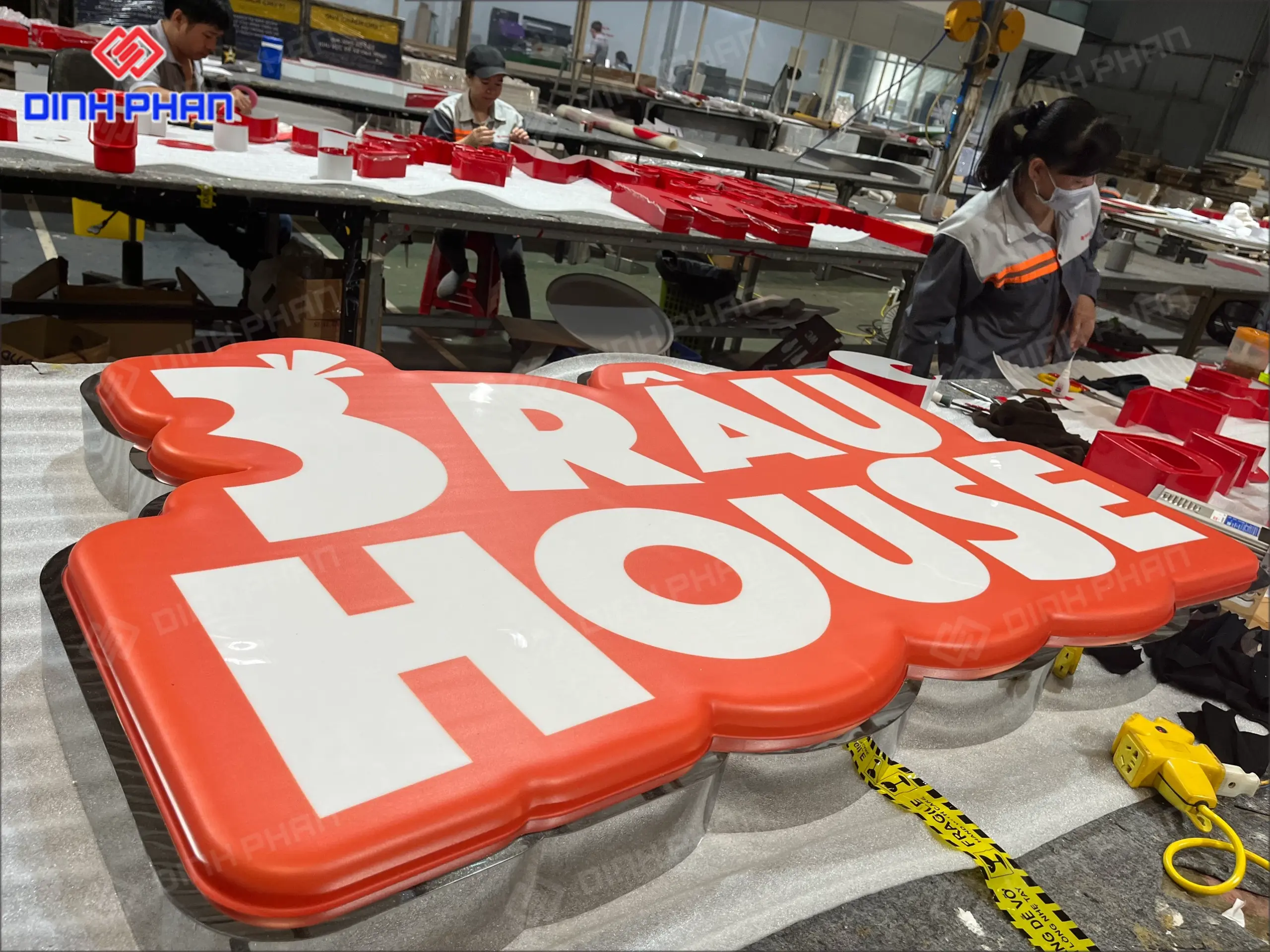 Dịch vụ in UV BMT uy tín, giá rẻ Dịch vụ in UV BMT