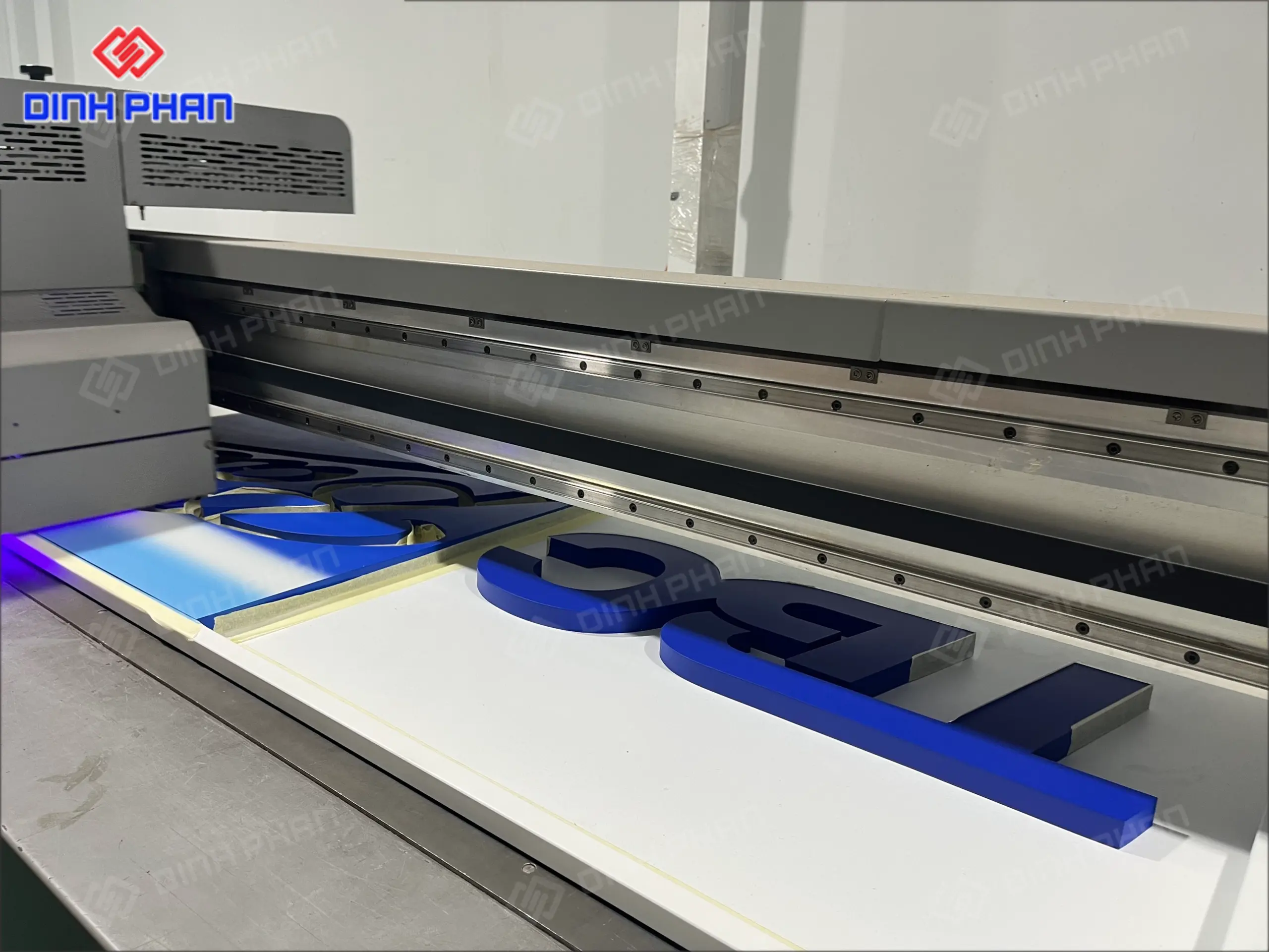 Dịch vụ in UV BMT uy tín, giá rẻ Dịch vụ in UV BMT